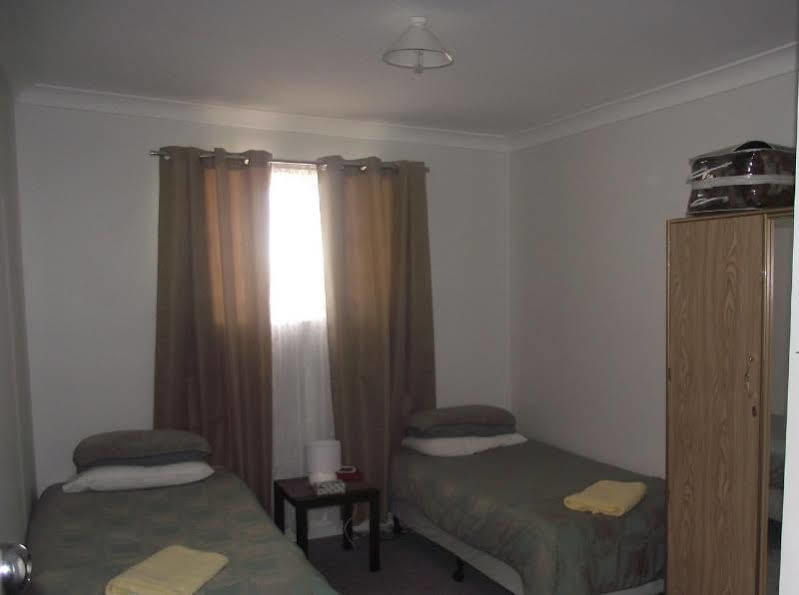 Aly'S Cottage Broken Hill Extérieur photo